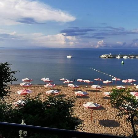 Villa Lazuren Bryag Черноморець Екстер'єр фото